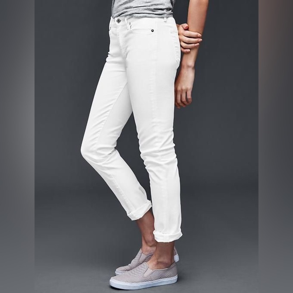 GAP Bright White High Rise Denim Jeans w/Cropped Tethered Raw Hem, SKINNY Jeans